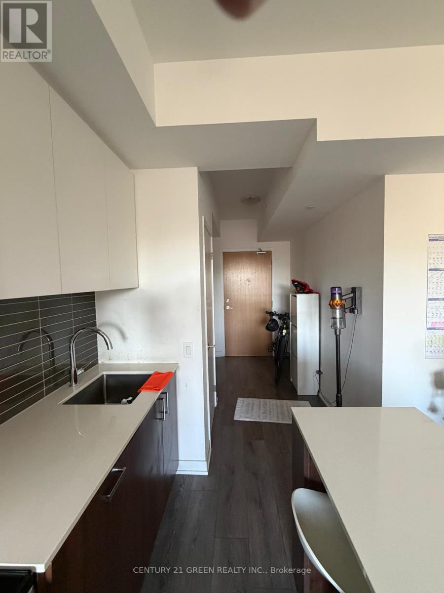 201 - 1787 St. Clair Avenue W, Toronto, Ontario  M6N 1J6 - Photo 8 - W13724596