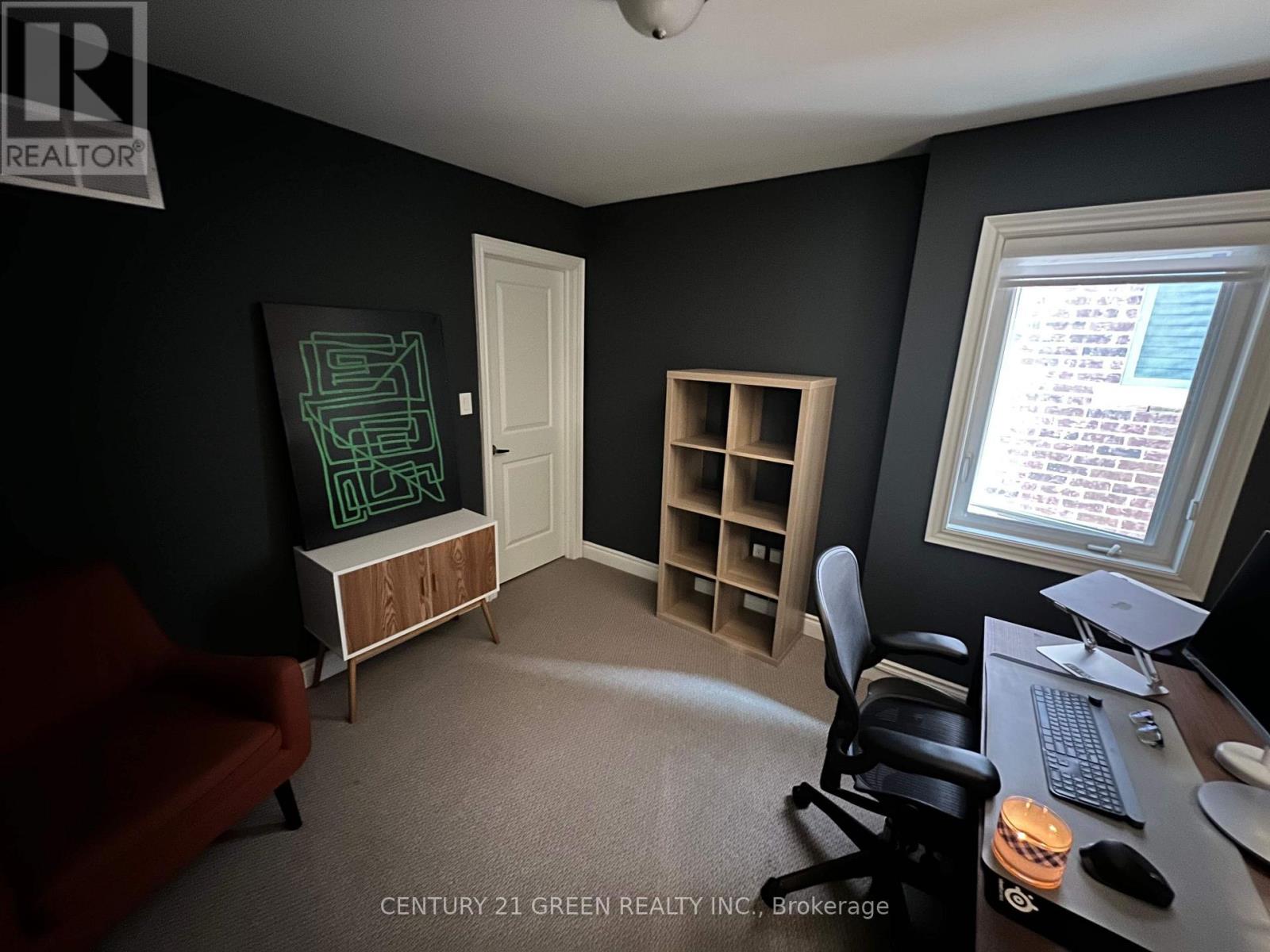 Main & 2nd Floor - 37 Prairie Creek Crescent, Brampton, Ontario  L6Y 6C9 - Photo 12 - W13724598