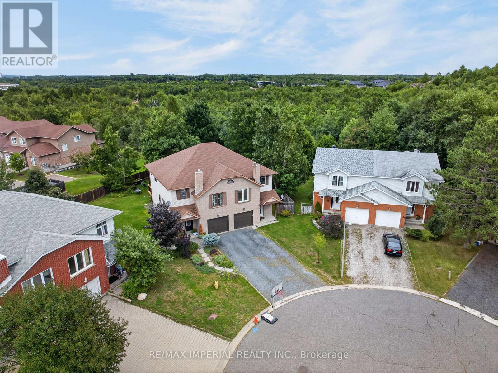 60 Radcliff Parkway, Greater Sudbury, Ontario P3E 5Y5 - Photo 3 - X13724578