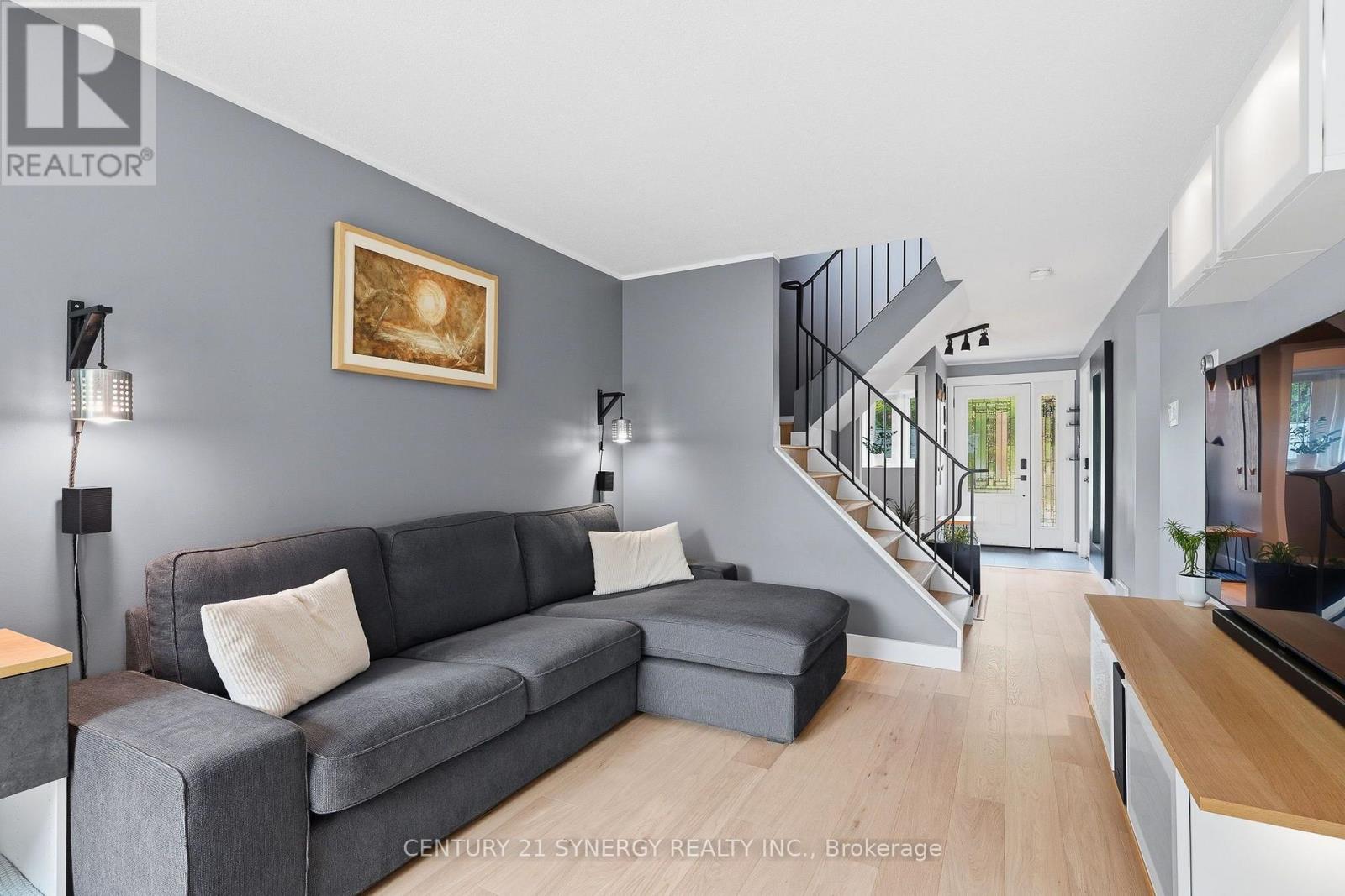 6058 Forestglen Crescent, Ottawa, Ontario  K1C 5N4 - Photo 8 - X13571778
