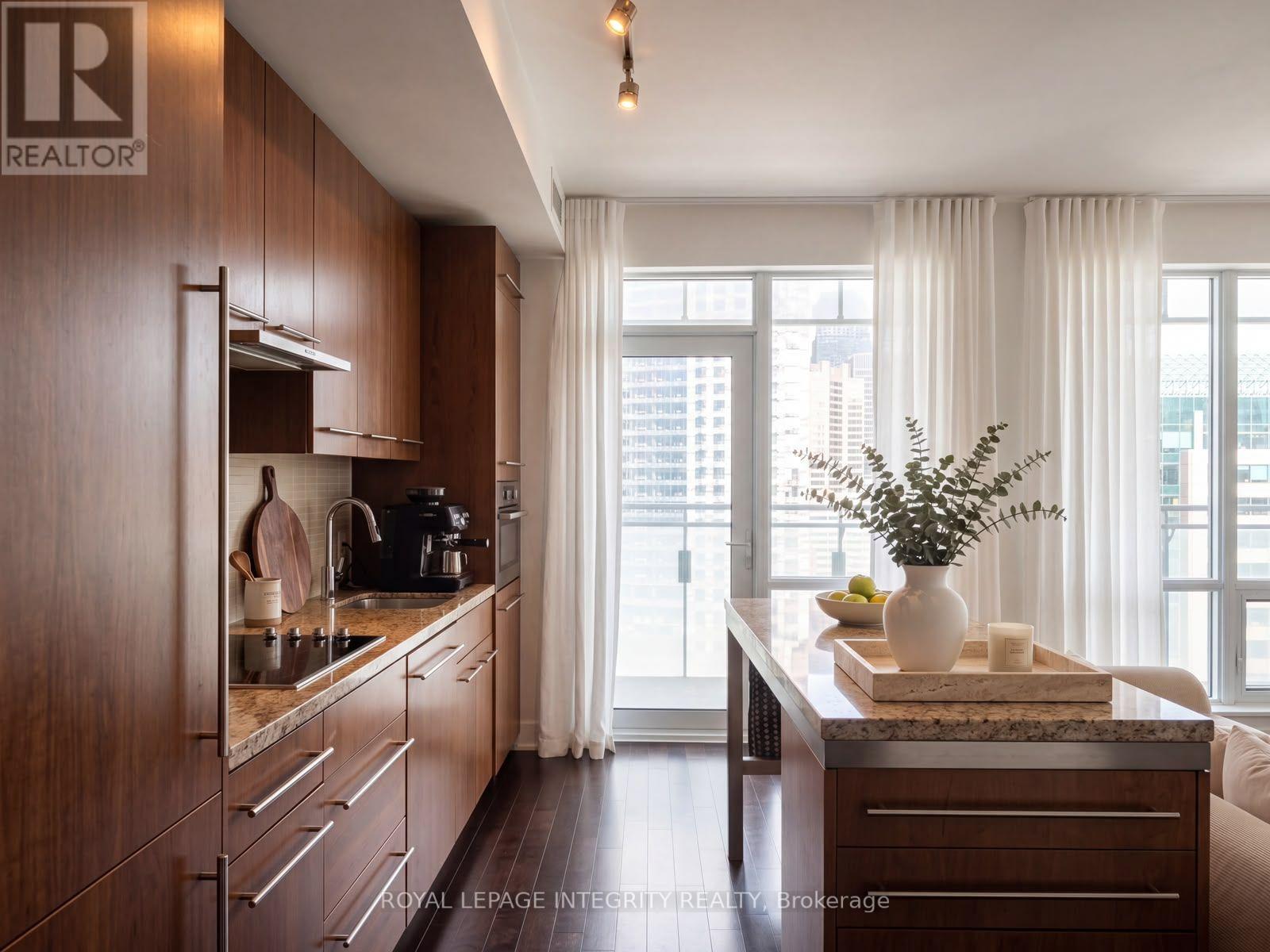 1710 - 80 John Street, Toronto, Ontario  M5V 3X4 - Photo 2 - C13724616