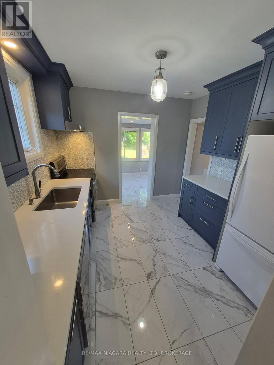5944 Dorchester Road, Niagara Falls, Ontario L2G 5S9 - Photo 17 - X13724626