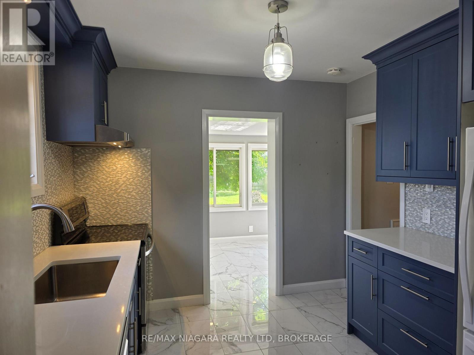 5944 Dorchester Road, Niagara Falls, Ontario L2G 5S9 - Photo 19 - X13724626