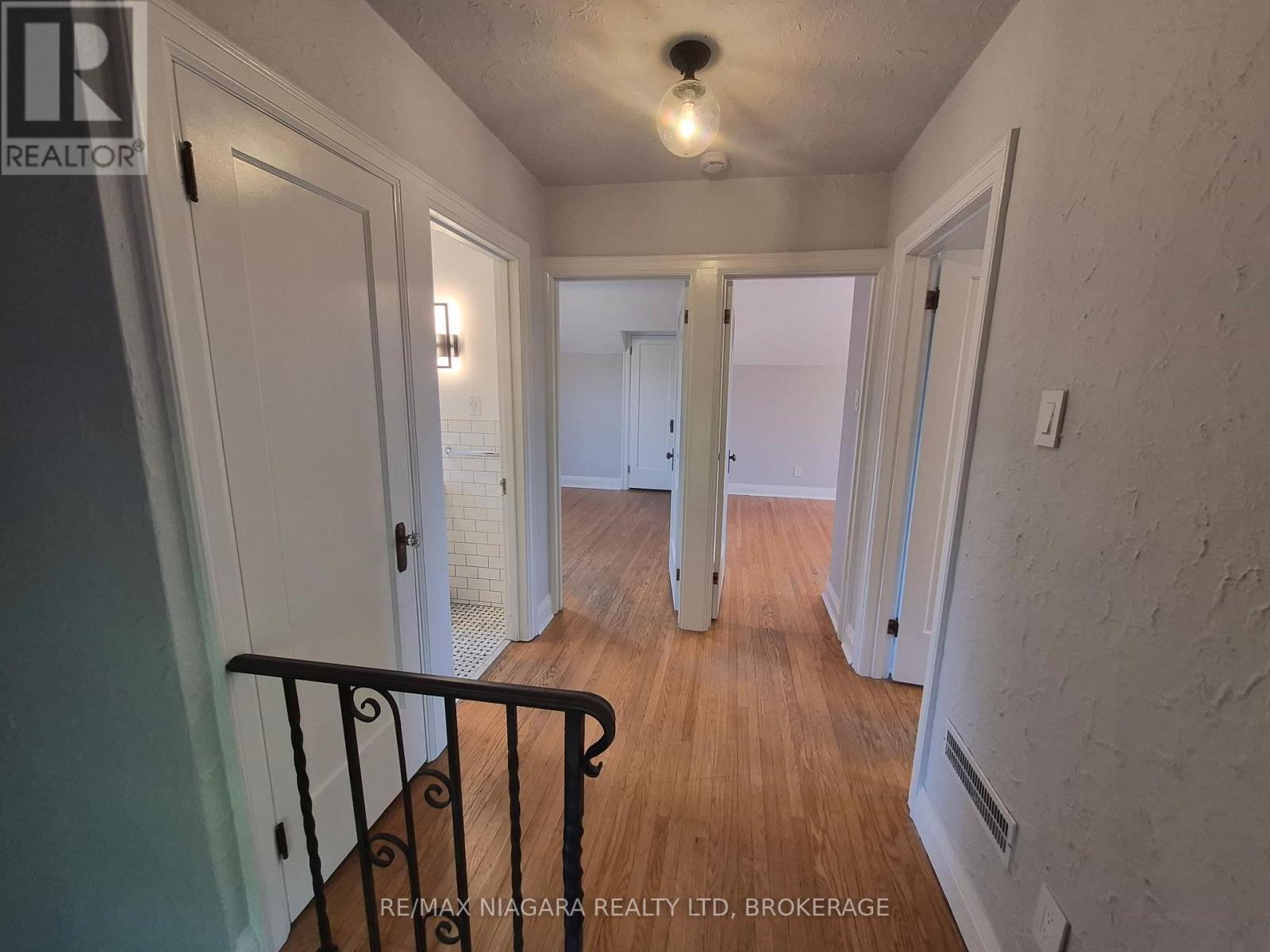 5944 Dorchester Road, Niagara Falls, Ontario L2G 5S9 - Photo 23 - X13724626