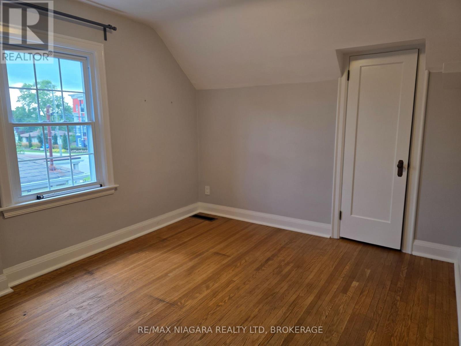 5944 Dorchester Road, Niagara Falls, Ontario L2G 5S9 - Photo 26 - X13724626