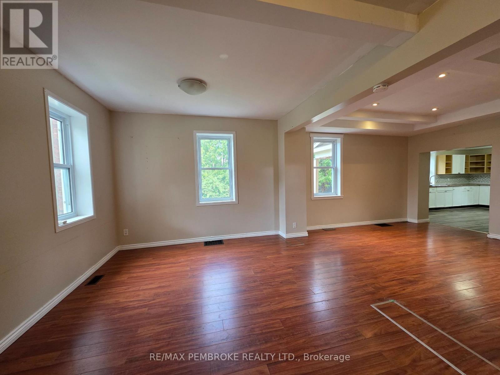 459 Somerset Street, Pembroke, Ontario  K8A 4C5 - Photo 8 - X13508268