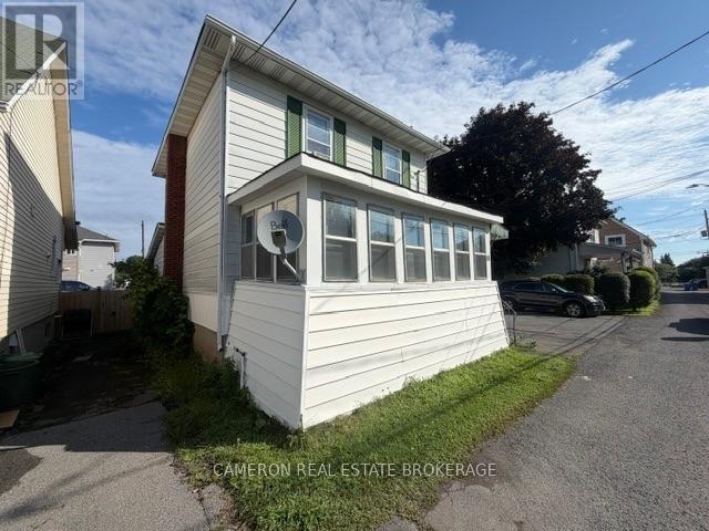 10 Pine Lane, Cornwall, Ontario K6J 1B2 - Photo 2 - X13724618