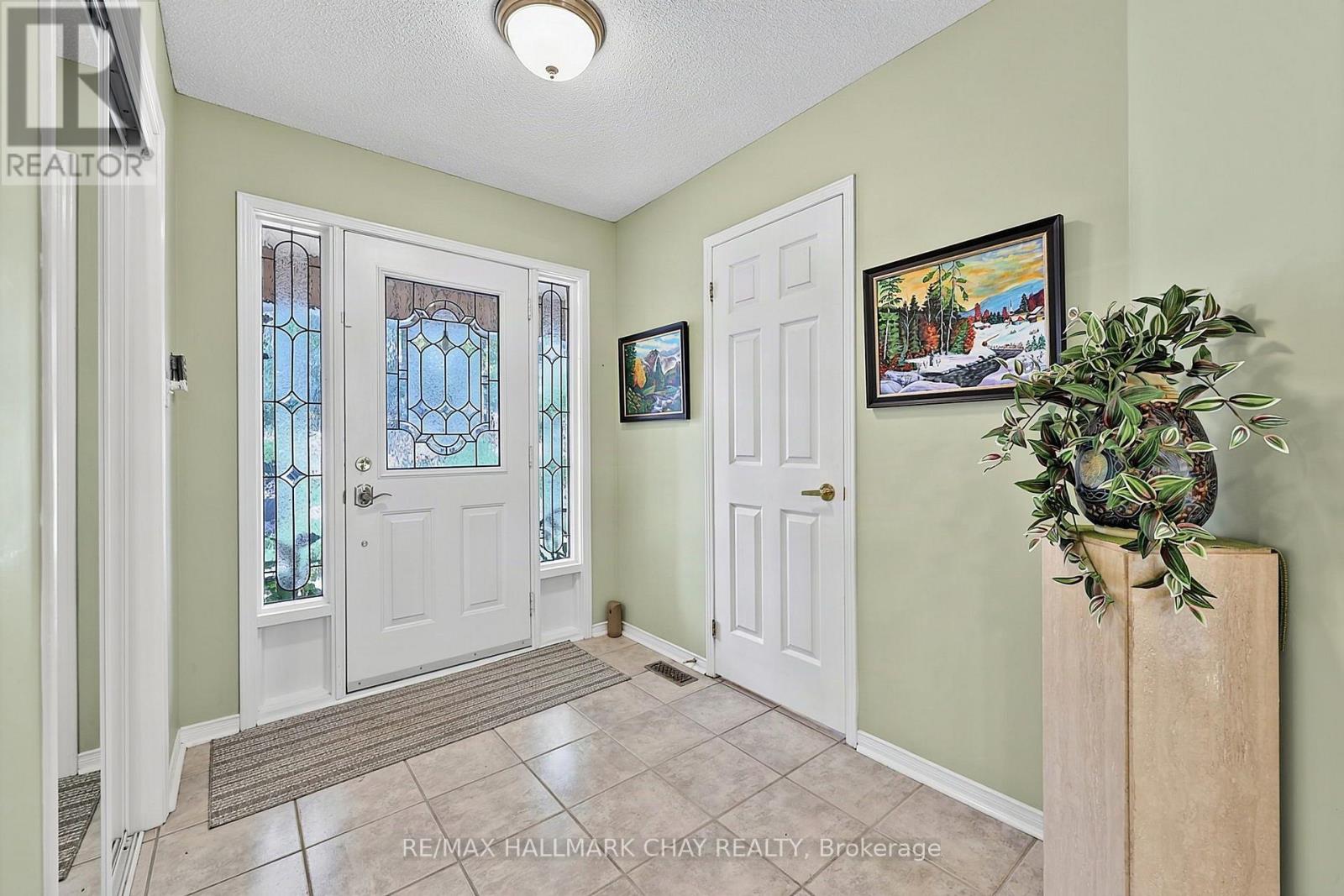 24 - 204 Riverview Road, New Tecumseth, Ontario  L9R 1Y2 - Photo 3 - N13724638