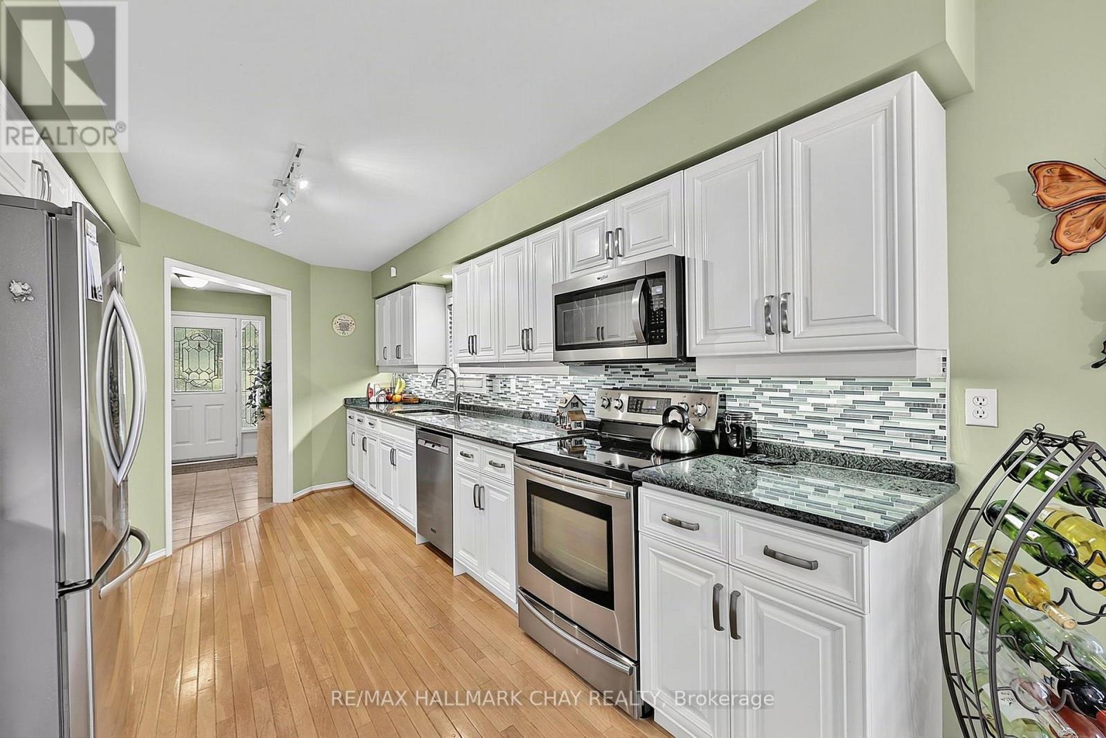 24 - 204 Riverview Road, New Tecumseth, Ontario  L9R 1Y2 - Photo 5 - N13724638