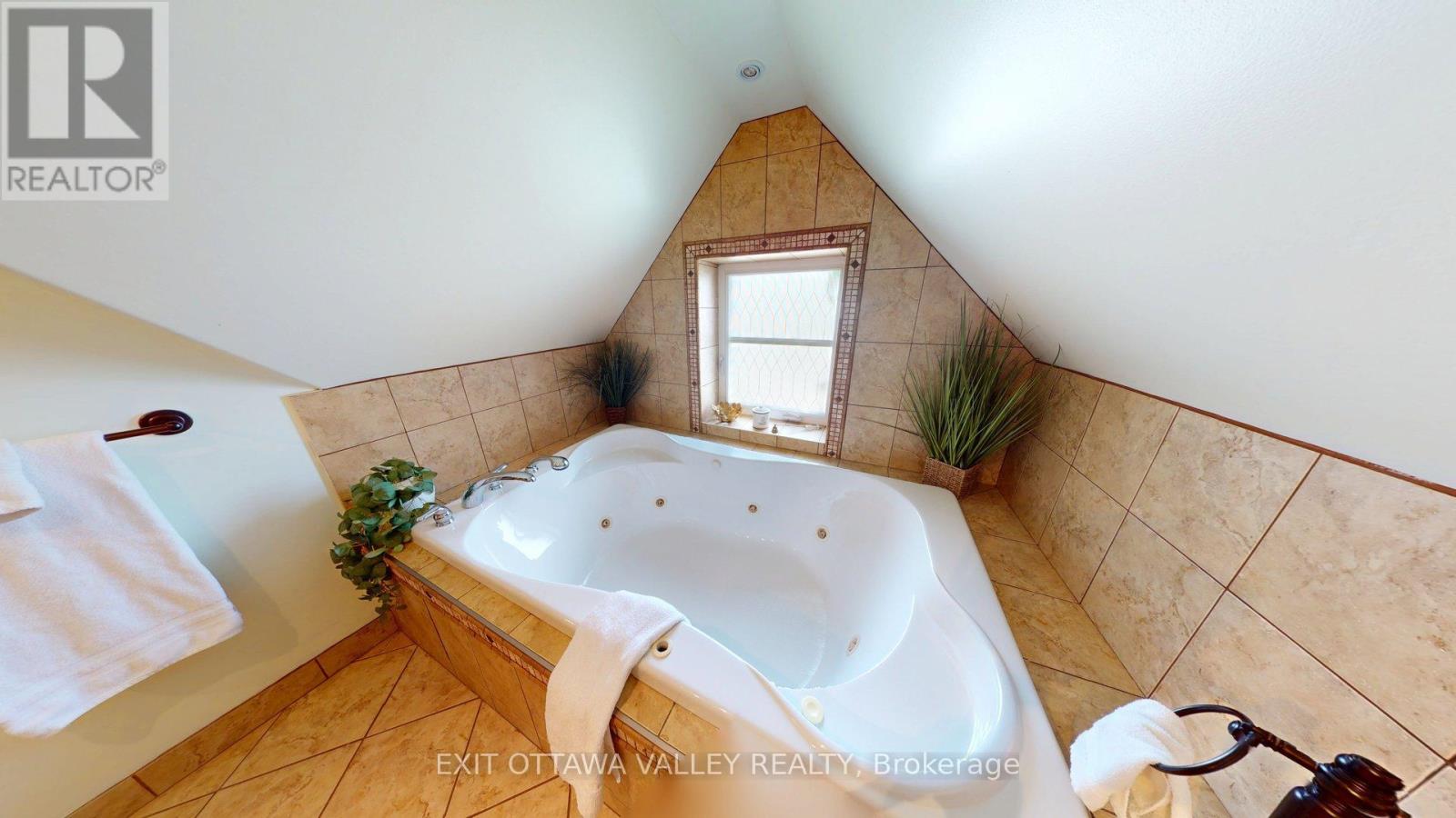 1739 Beachburg Road, Whitewater Region, Ontario  K0J 1C0 - Photo 41 - X13724090