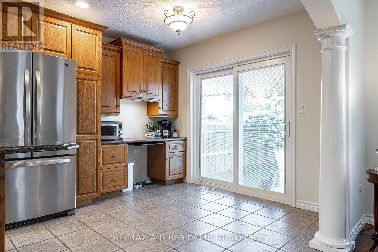 10 Buckingham Drive, Stratford, Ontario  N5A 7Z9 - Photo 16 - X13723492