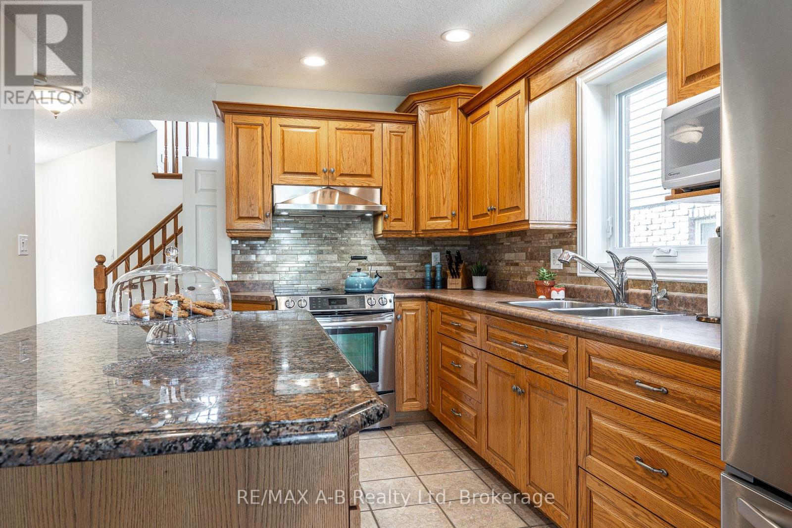 10 Buckingham Drive, Stratford, Ontario  N5A 7Z9 - Photo 13 - X13723492