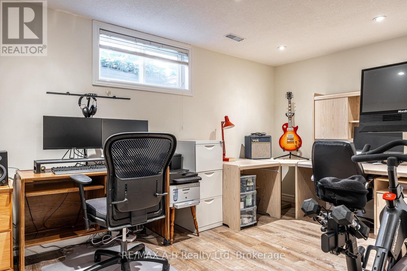 10 Buckingham Drive, Stratford, Ontario  N5A 7Z9 - Photo 38 - X13723492