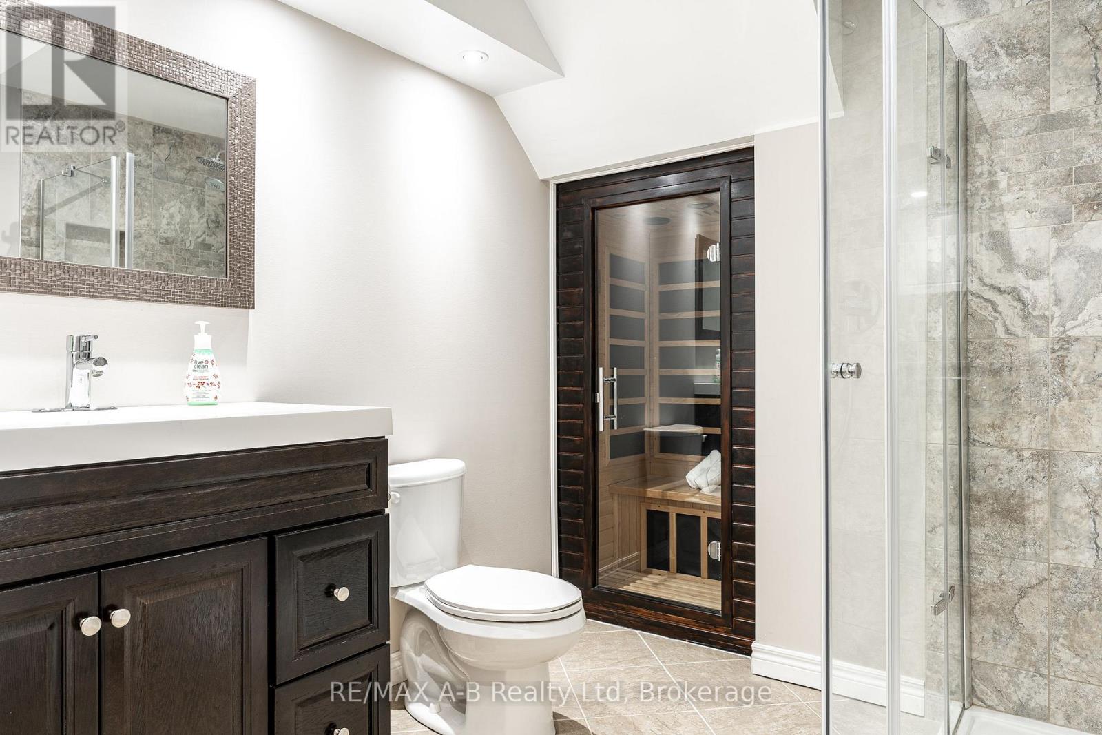10 Buckingham Drive, Stratford, Ontario  N5A 7Z9 - Photo 39 - X13723492