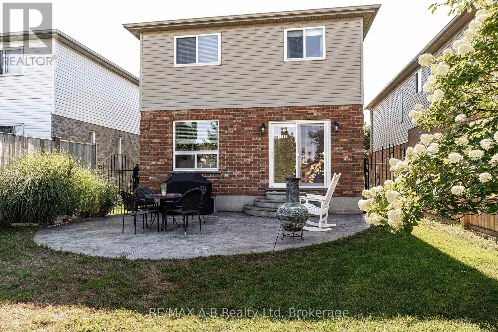 10 Buckingham Drive, Stratford, Ontario  N5A 7Z9 - Photo 47 - X13723492