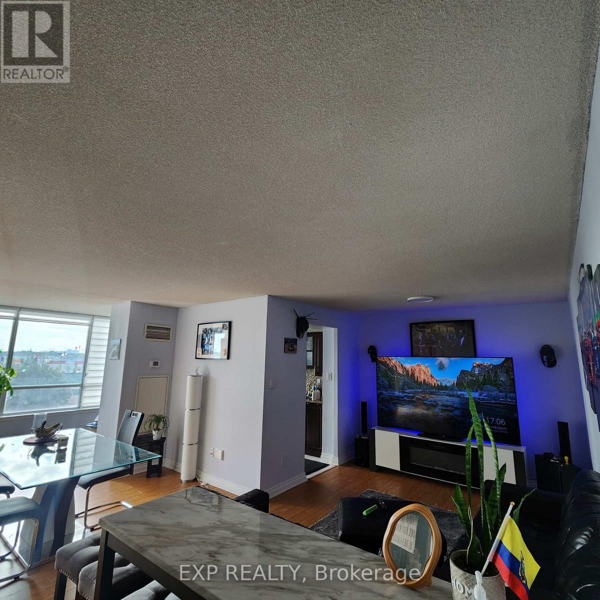 409 - 550 Webb Drive, Mississauga, Ontario L5B 3Y4 - Photo 6 - W13716646