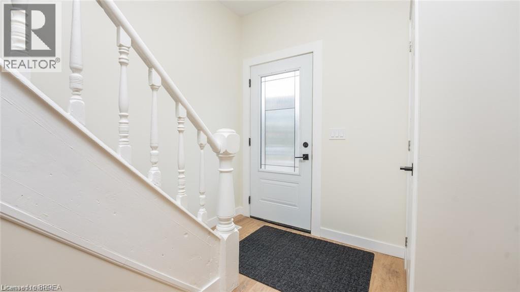 55 Winniett Street, Brantford, Ontario  N3T 1M6 - Photo 11 - 40844507