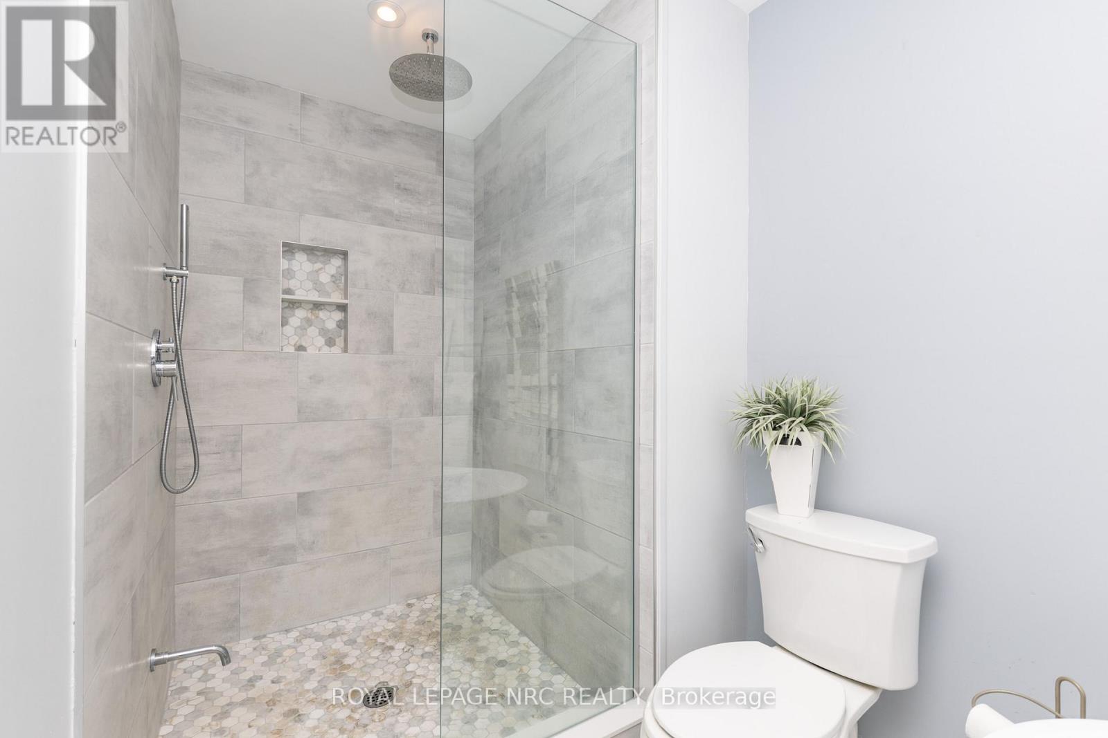 27 Bell Avenue, Grimsby, Ontario  L3M 1B2 - Photo 28 - X13724652