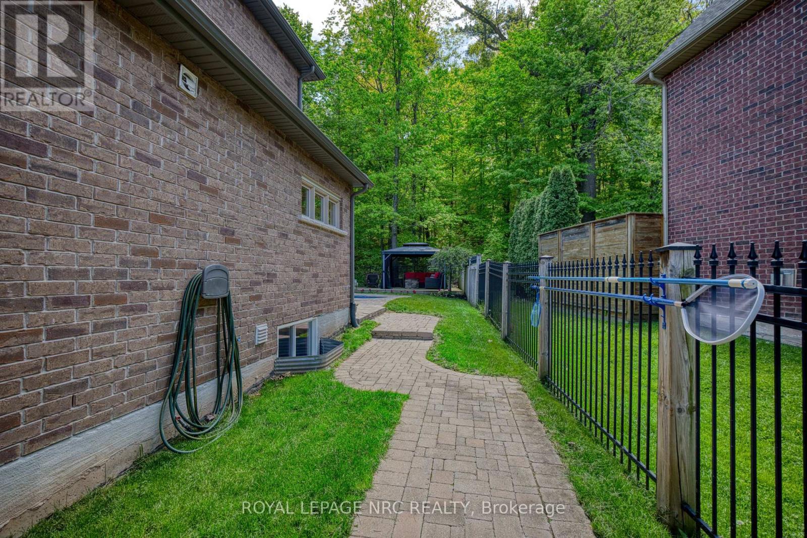 27 Bell Avenue, Grimsby, Ontario  L3M 1B2 - Photo 42 - X13724652