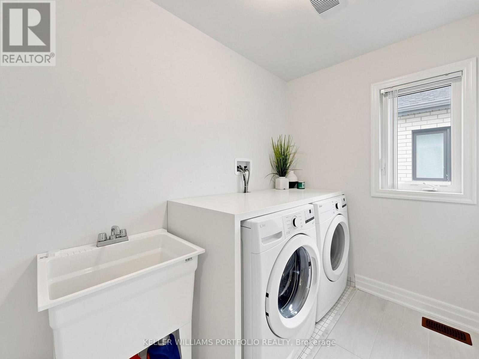 23 Rosanne Circle, Wasaga Beach, Ontario  L9Z 0N4 - Photo 20 - S13724650