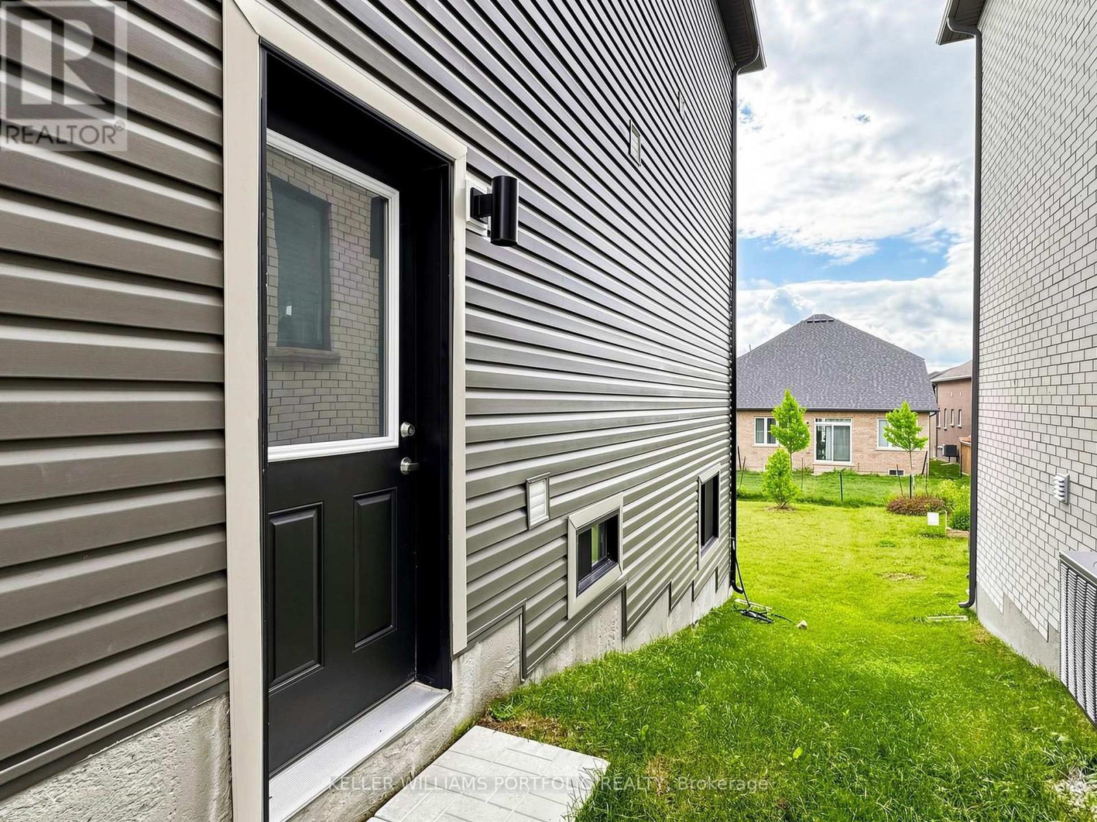 23 Rosanne Circle, Wasaga Beach, Ontario  L9Z 0N4 - Photo 22 - S13724650