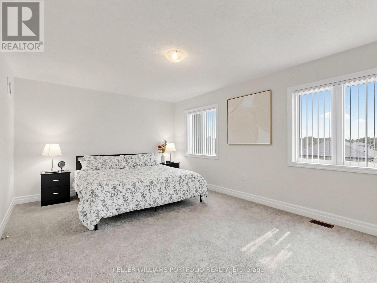 23 Rosanne Circle, Wasaga Beach, Ontario  L9Z 0N4 - Photo 9 - S13724650
