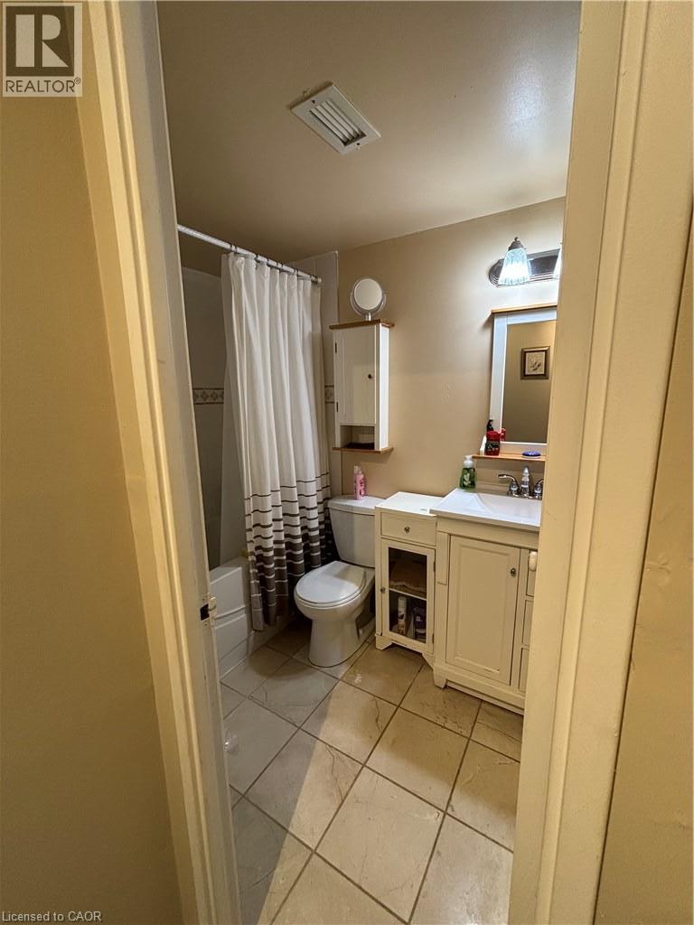 975 Warwick Court Unit# 205, Burlington, Ontario  L7T 3Z7 - Photo 10 - 40859173
