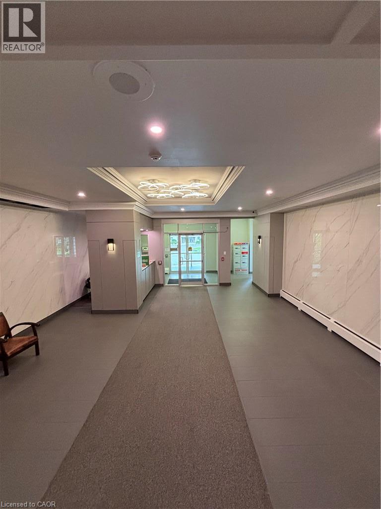 975 Warwick Court Unit# 205, Burlington, Ontario  L7T 3Z7 - Photo 11 - 40859173