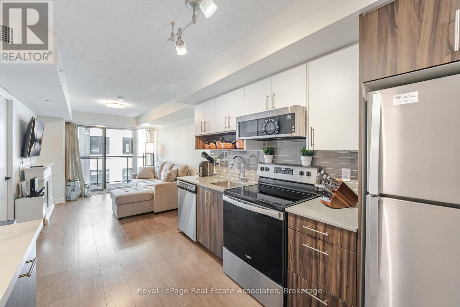 B327 - 1119 Cooke Boulevard, Burlington, Ontario  L7T 0C7 - Photo 8 - W13724662