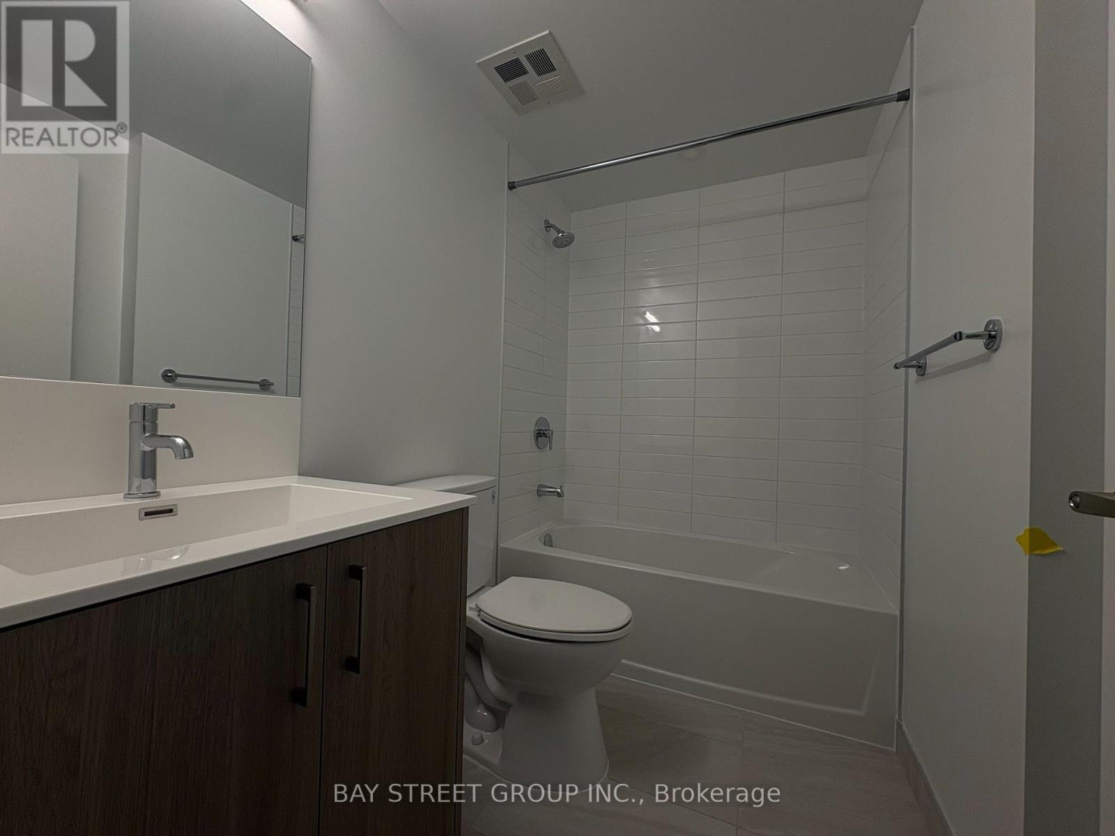 1822 - 4010 Eglinton Avenue W, Toronto, Ontario  M9A 0G5 - Photo 6 - W13724680