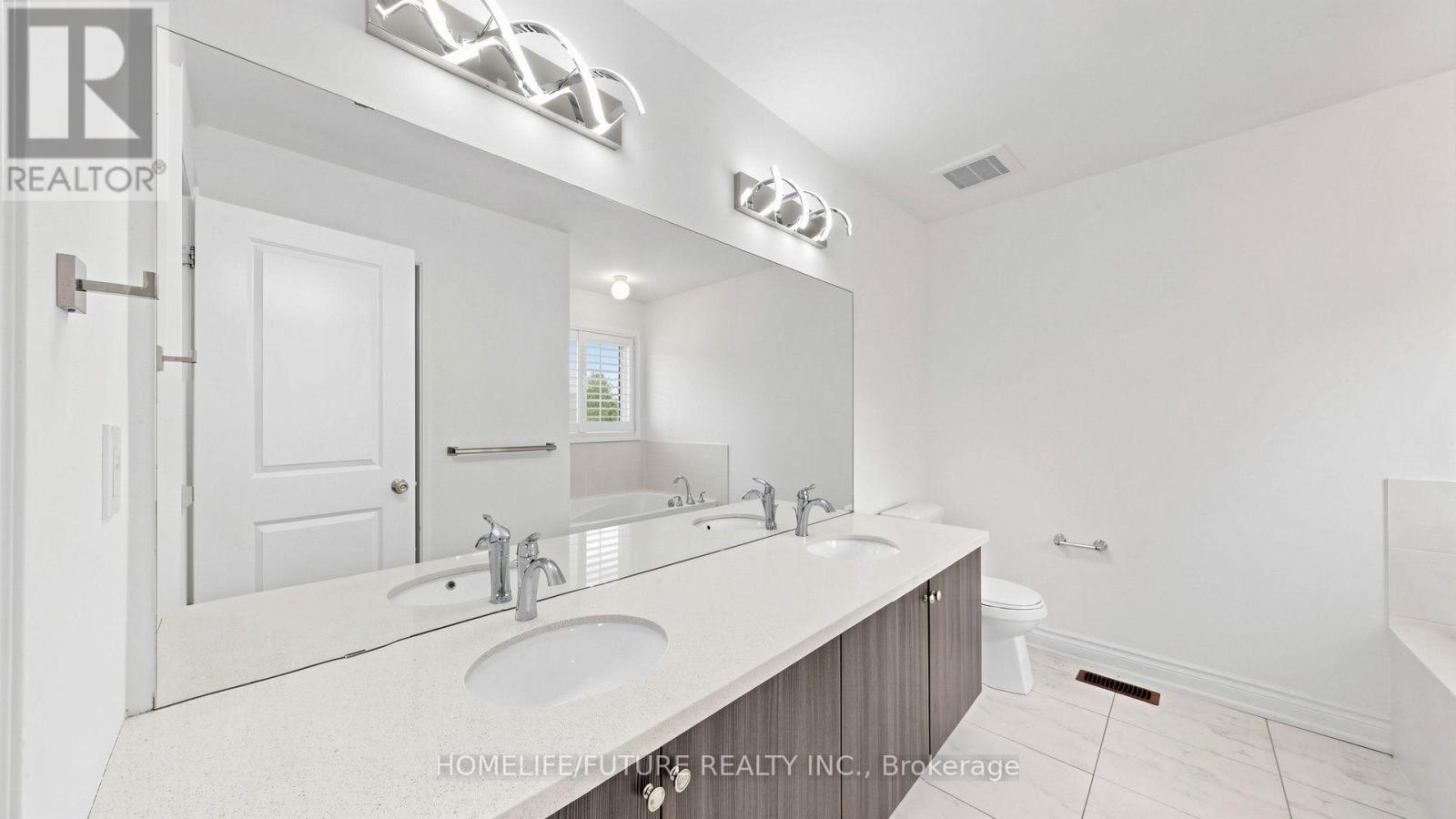 Main & 2nd - 52 Mac Frost Way, Toronto, Ontario  M1X 0C5 - Photo 20 - E13710564