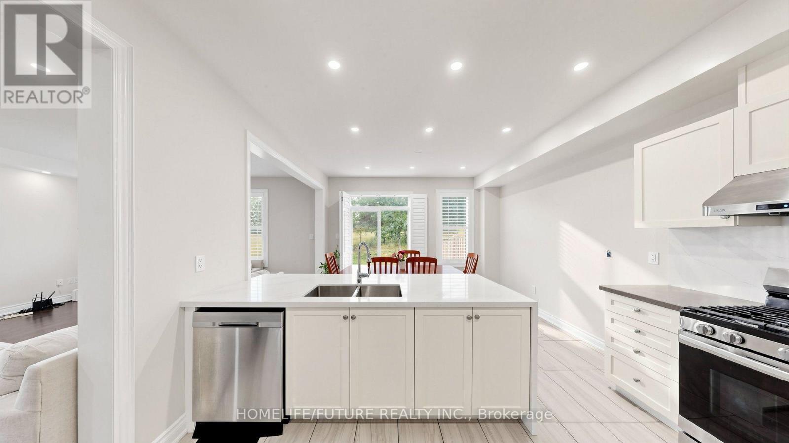 Main & 2nd - 52 Mac Frost Way, Toronto, Ontario M1X 0C5 - Photo 12 - E13710564