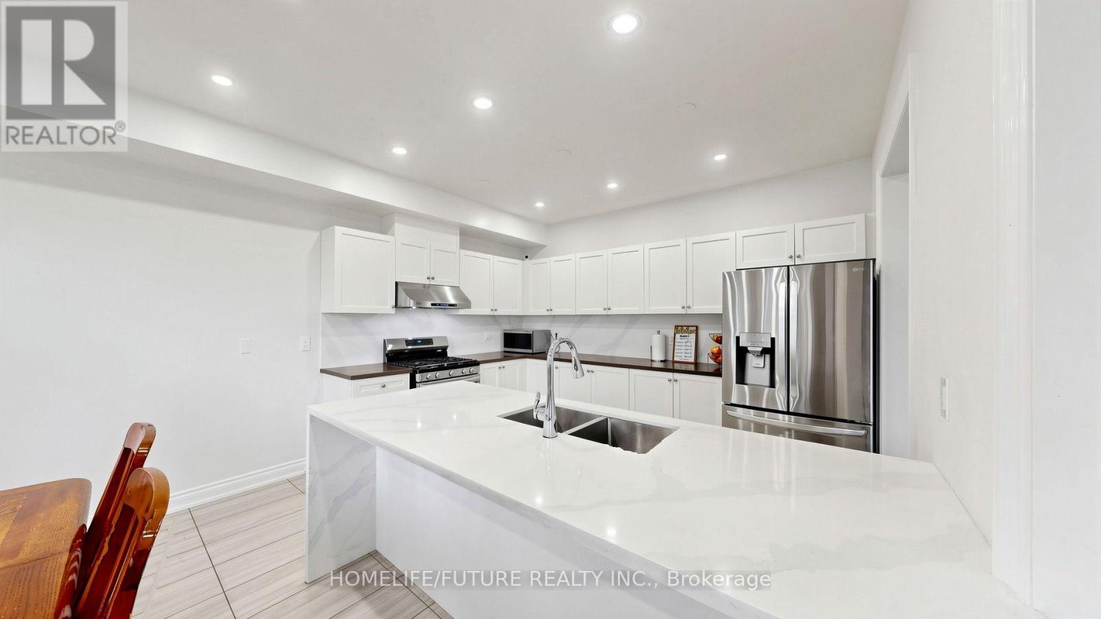 Main & 2nd - 52 Mac Frost Way, Toronto, Ontario M1X 0C5 - Photo 11 - E13710564