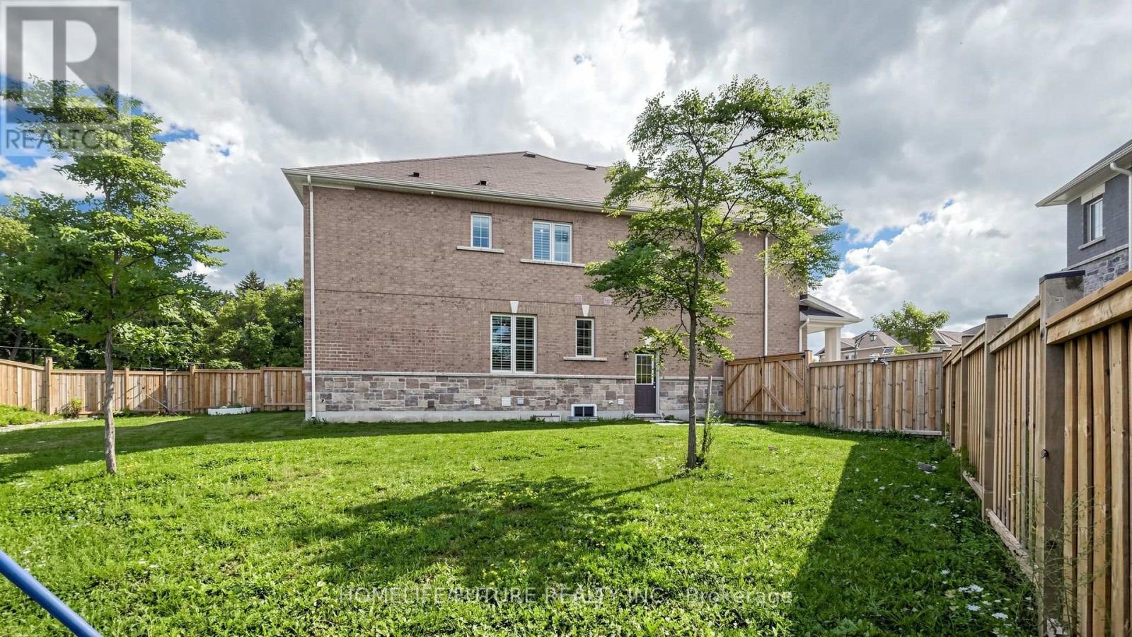 Main & 2nd - 52 Mac Frost Way, Toronto, Ontario  M1X 0C5 - Photo 31 - E13710564
