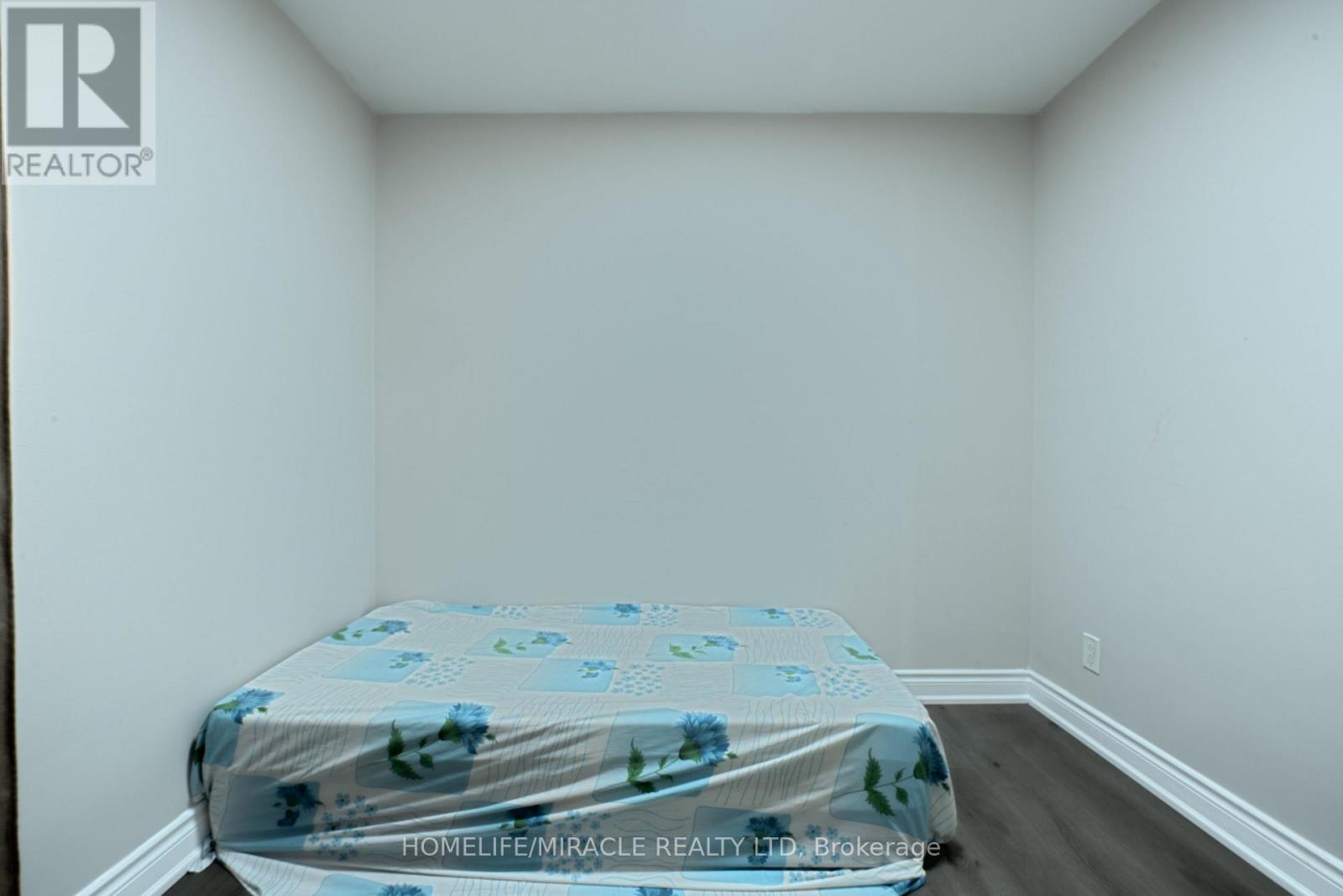 2931 Islington Avenue, Toronto, Ontario  M9L 2K3 - Photo 13 - W13658252