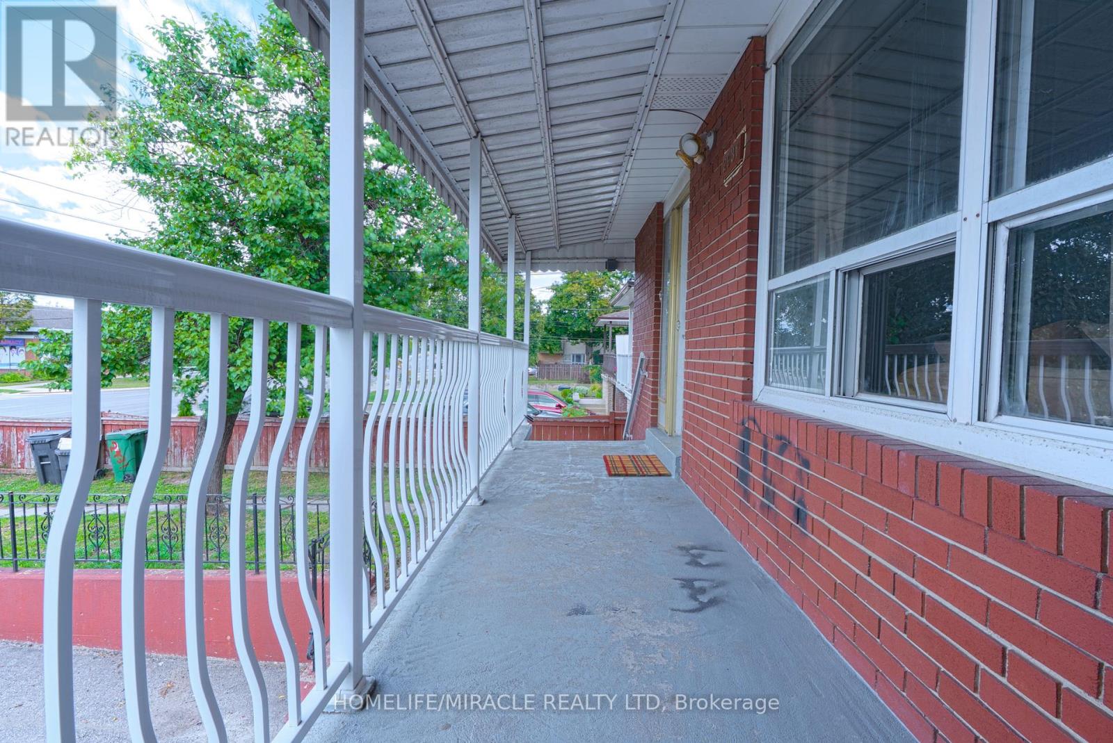 2931 Islington Avenue, Toronto, Ontario  M9L 2K3 - Photo 38 - W13658252