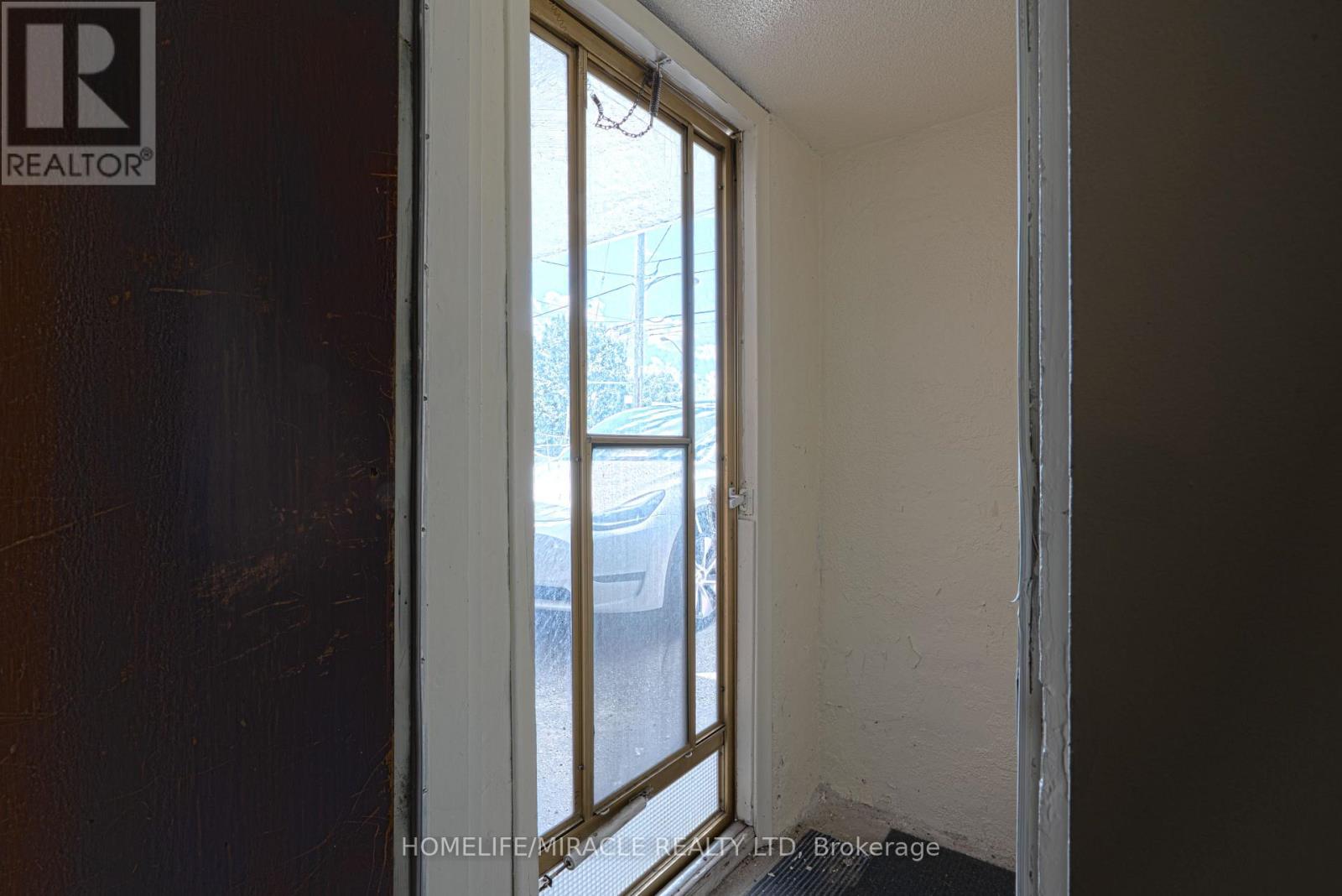 2931 Islington Avenue, Toronto, Ontario  M9L 2K3 - Photo 29 - W13658252