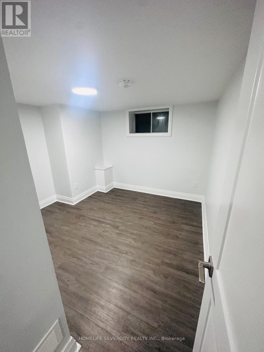 221 Emerson Avenue S, London South, Ontario  N5V 3L5 - Photo 29 - X13707684