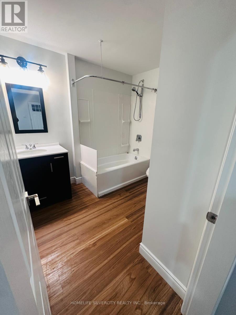 221 Emerson Avenue S, London South, Ontario  N5V 3L5 - Photo 27 - X13707684