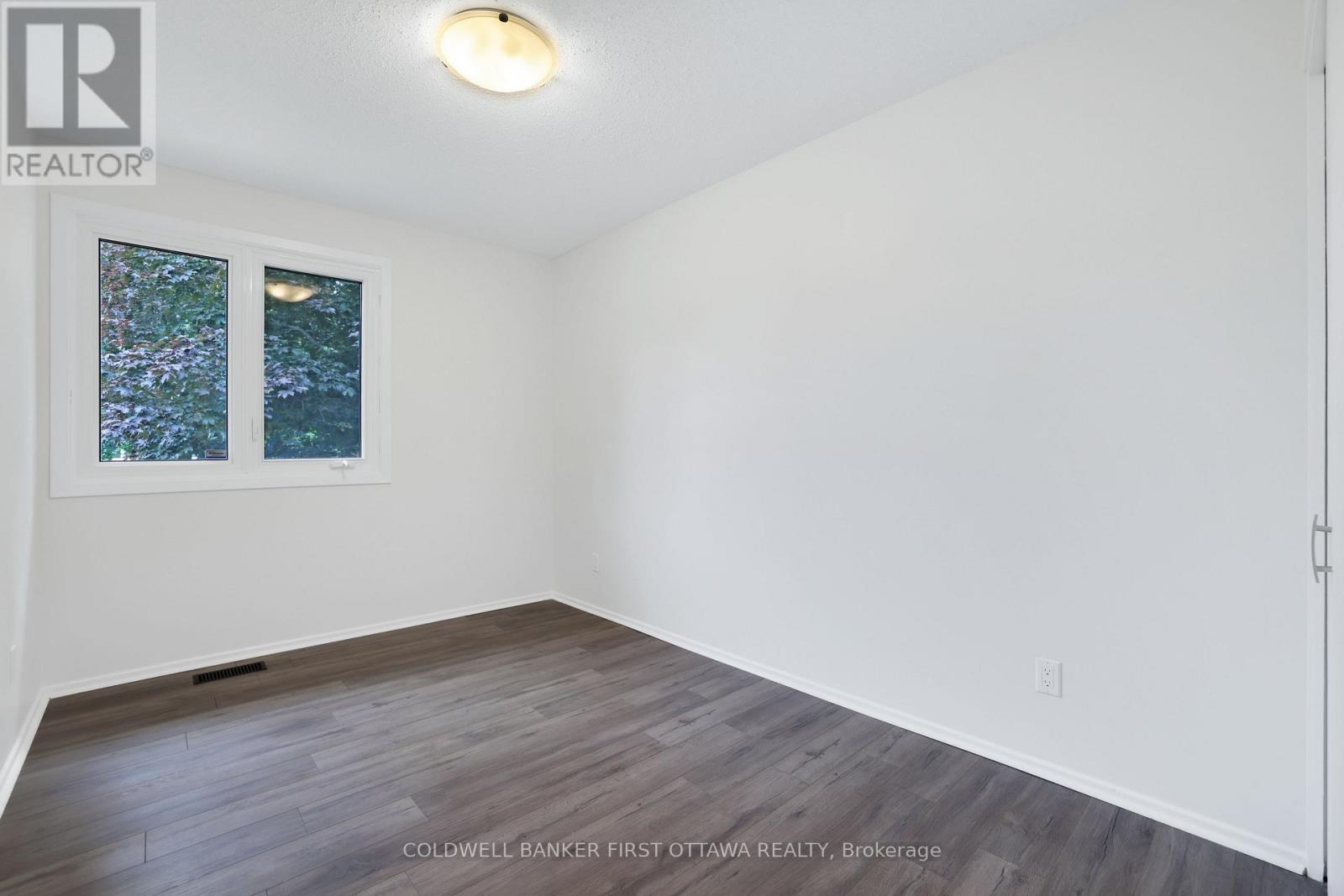 1401 Metz Crescent, Ottawa, Ontario  K1K 3Z7 - Photo 21 - X13724428