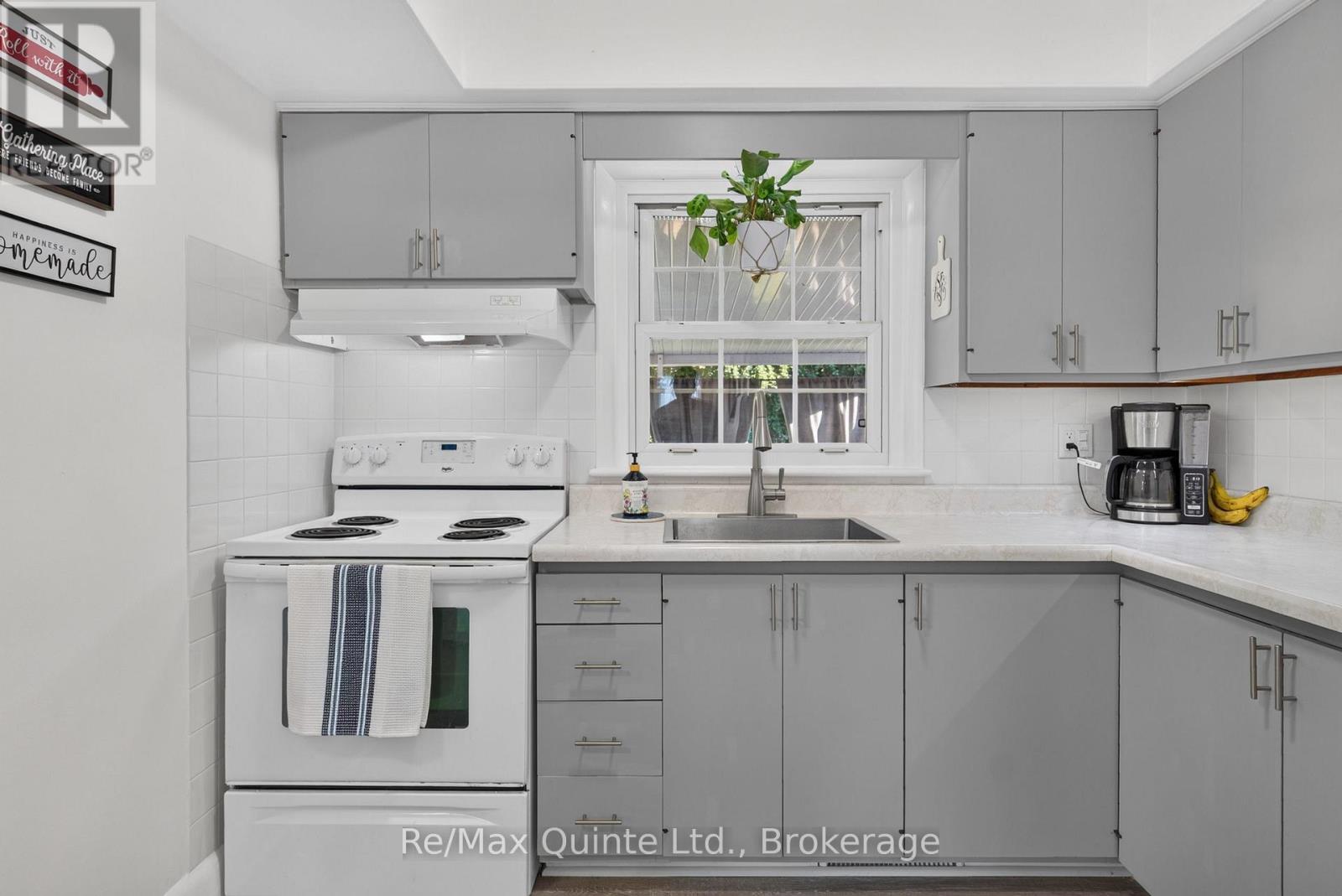 5 Wilkins Street, Belleville, Ontario  K8P 1P2 - Photo 9 - X13657472