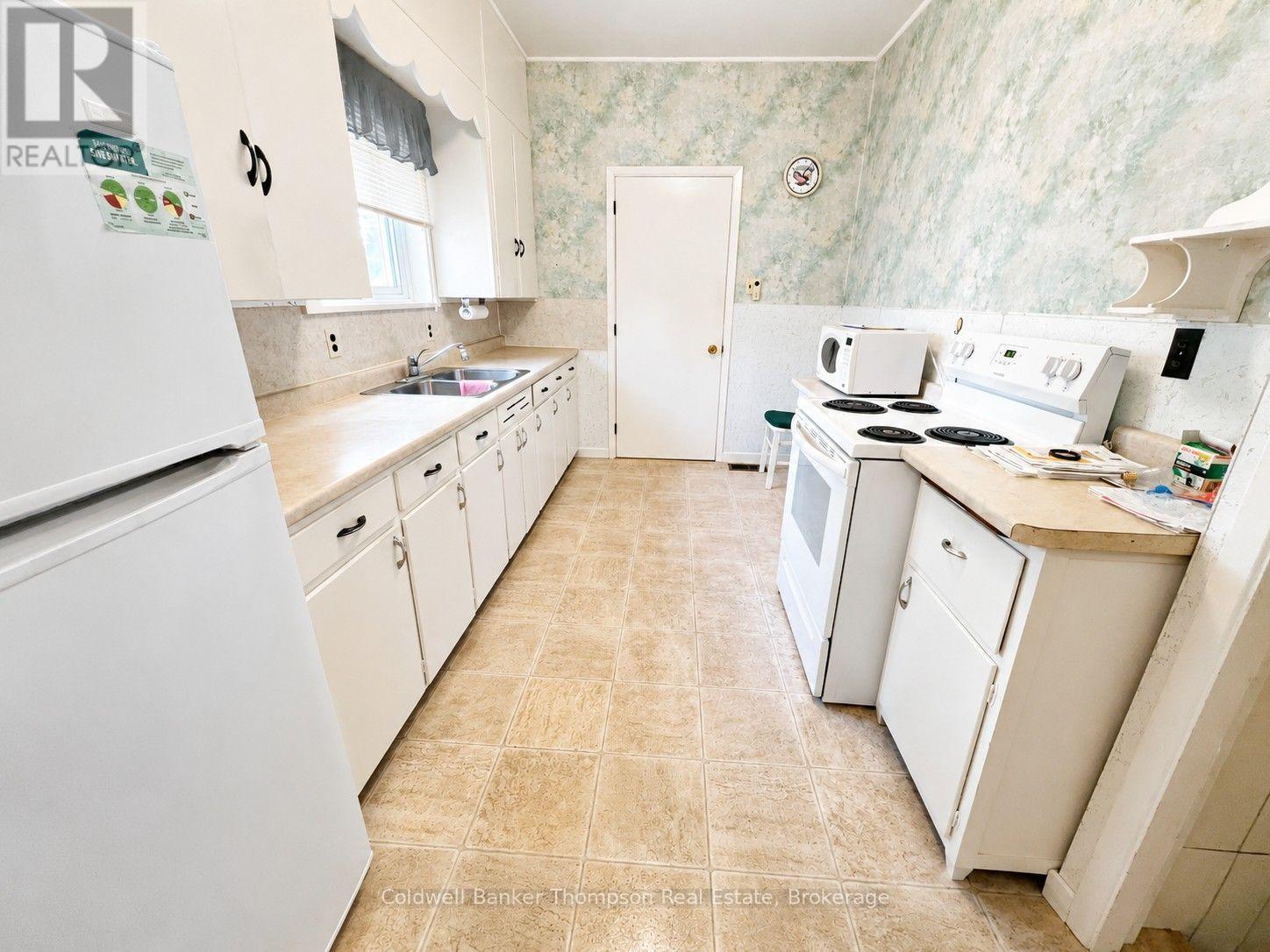 18 Eagle Lake Road, South River, Ontario  P0A 1X0 - Photo 12 - X13724712