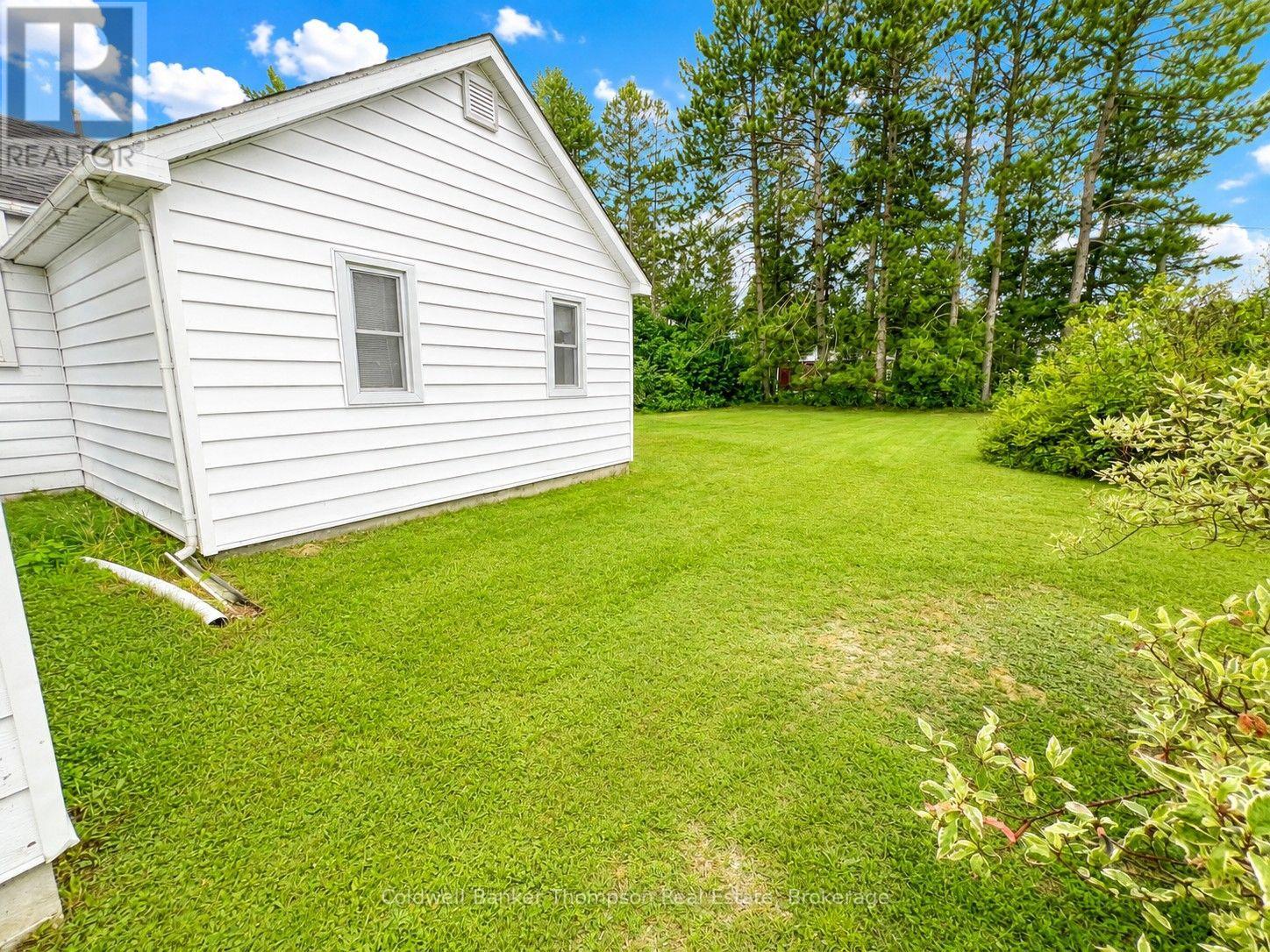 18 Eagle Lake Road, South River, Ontario  P0A 1X0 - Photo 2 - X13724712