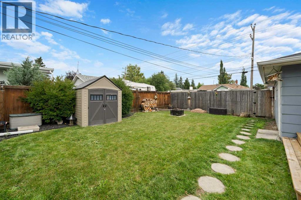 46 Westwood Drive SW, Calgary, Alberta  T3C 2V7 - Photo 30 - A2340895