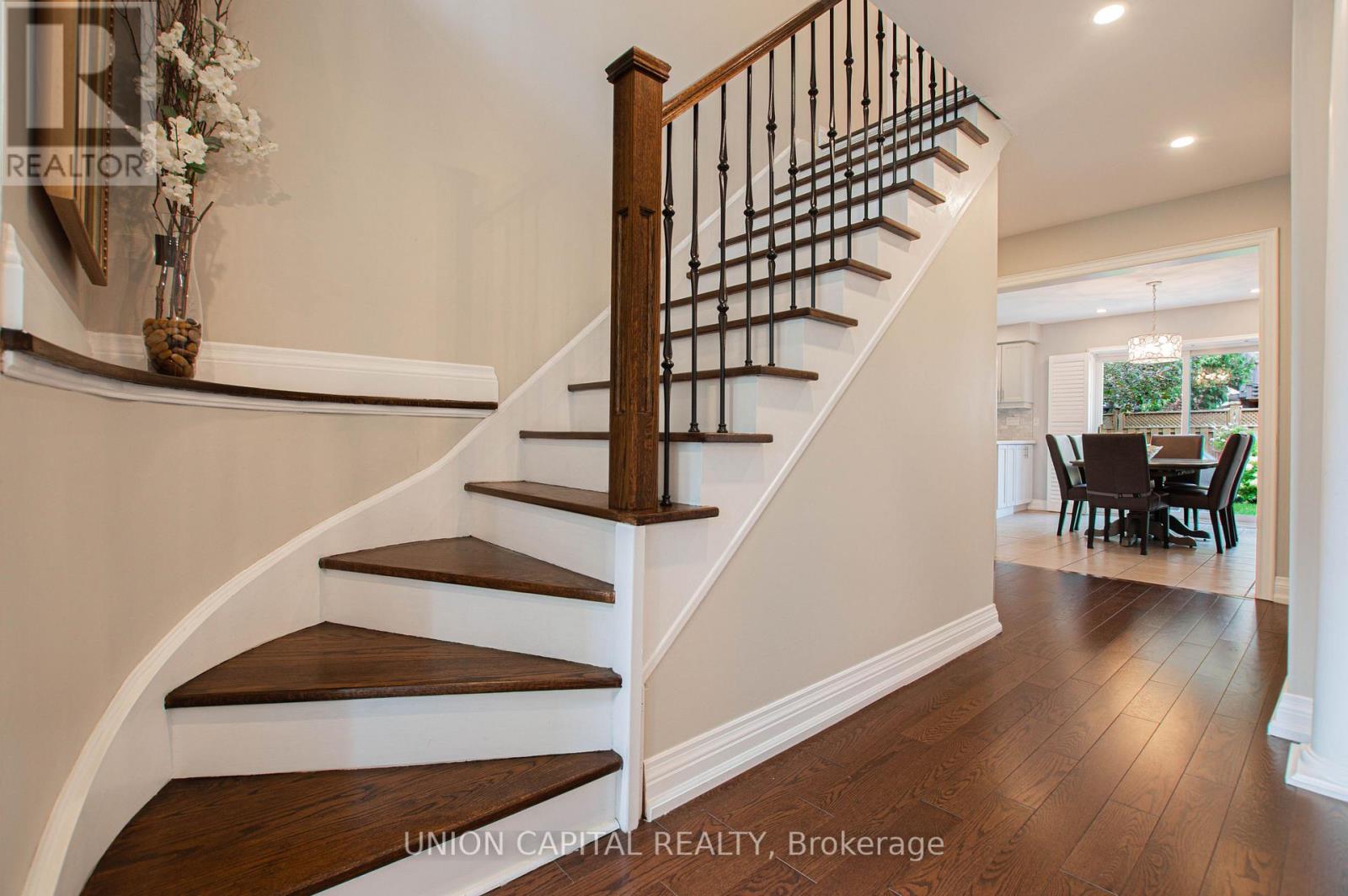 28 Sail Crescent, Vaughan, Ontario  L6A 2Z2 - Photo 11 - N13724710