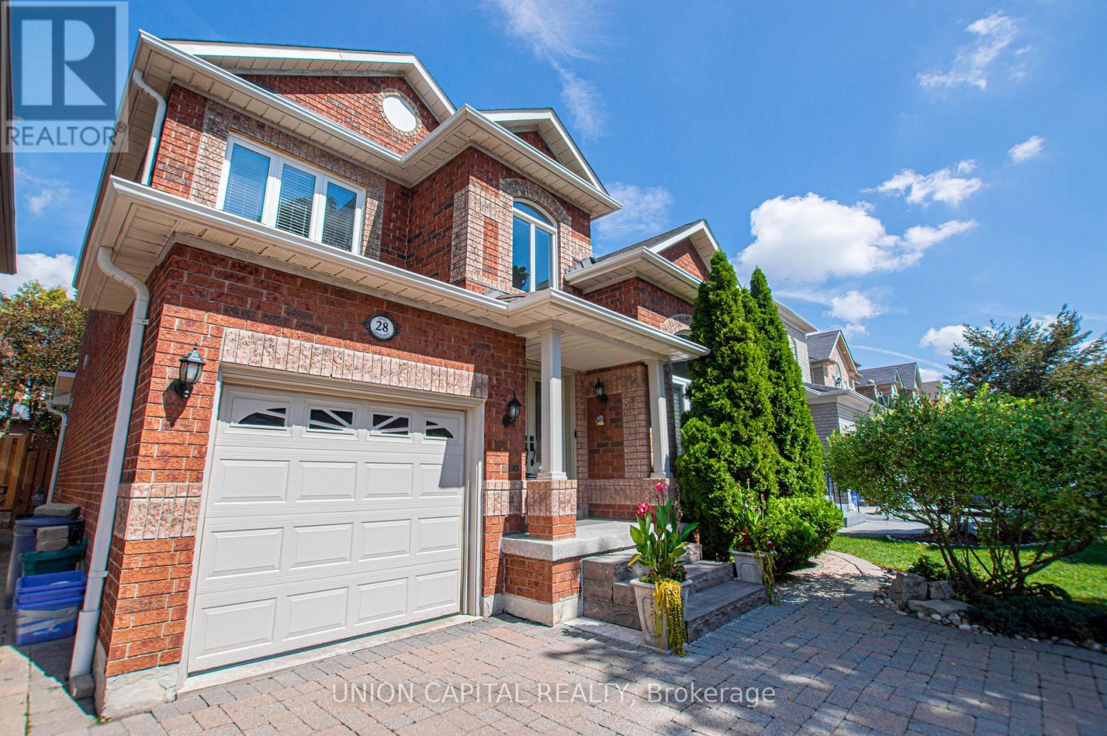 28 Sail Crescent, Vaughan, Ontario  L6A 2Z2 - Photo 2 - N13724710