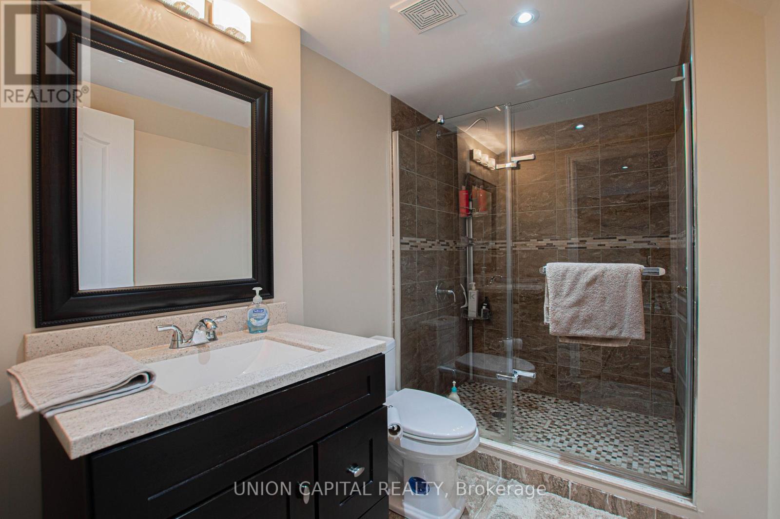 28 Sail Crescent, Vaughan, Ontario  L6A 2Z2 - Photo 23 - N13724710