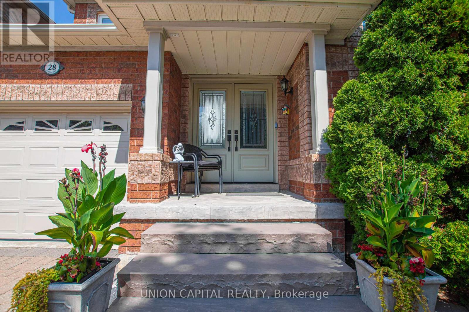 28 Sail Crescent, Vaughan, Ontario  L6A 2Z2 - Photo 4 - N13724710