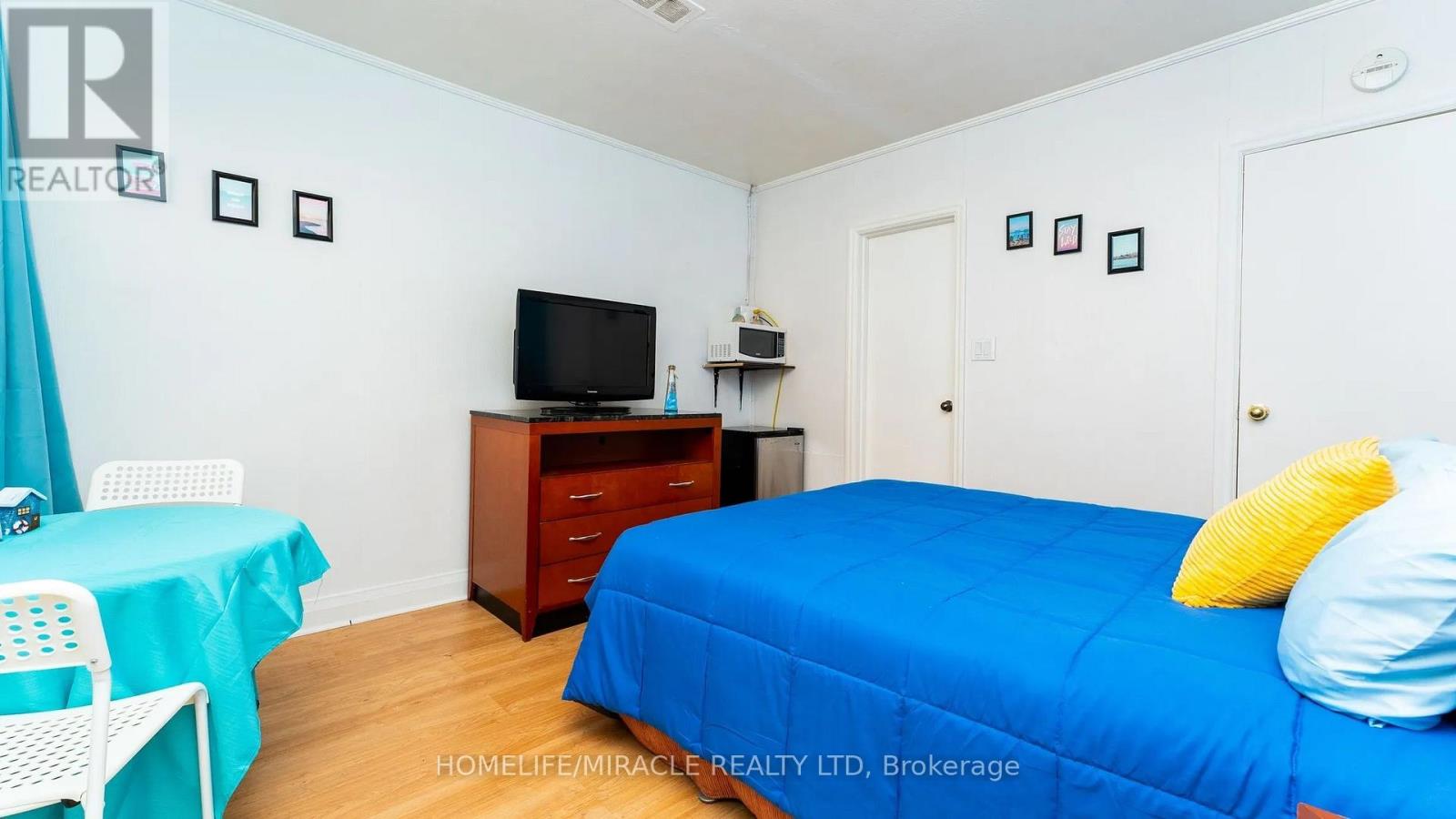 7742 Lundys Lane, Niagara Falls, Ontario  L2H 1H1 - Photo 2 - X13724700