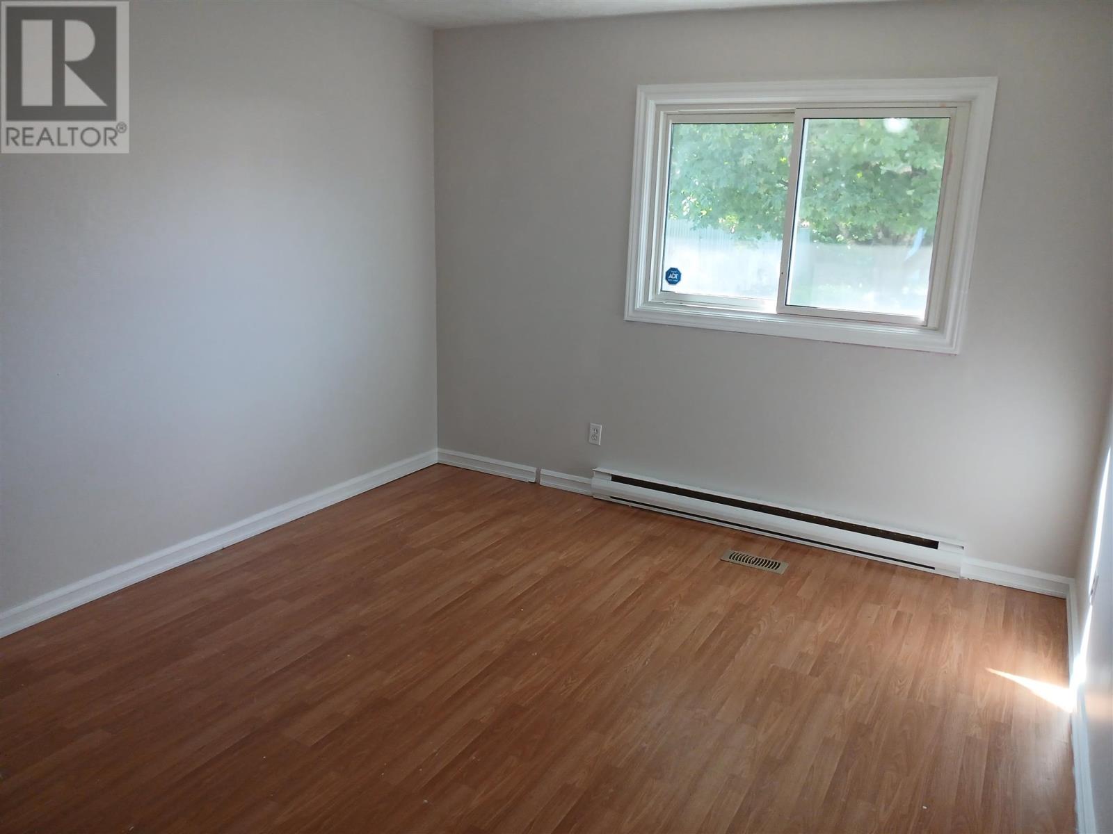 125 Laurier Rd, Elliot Lake, Ontario  P5A 2V1 - Photo 18 - SM262368